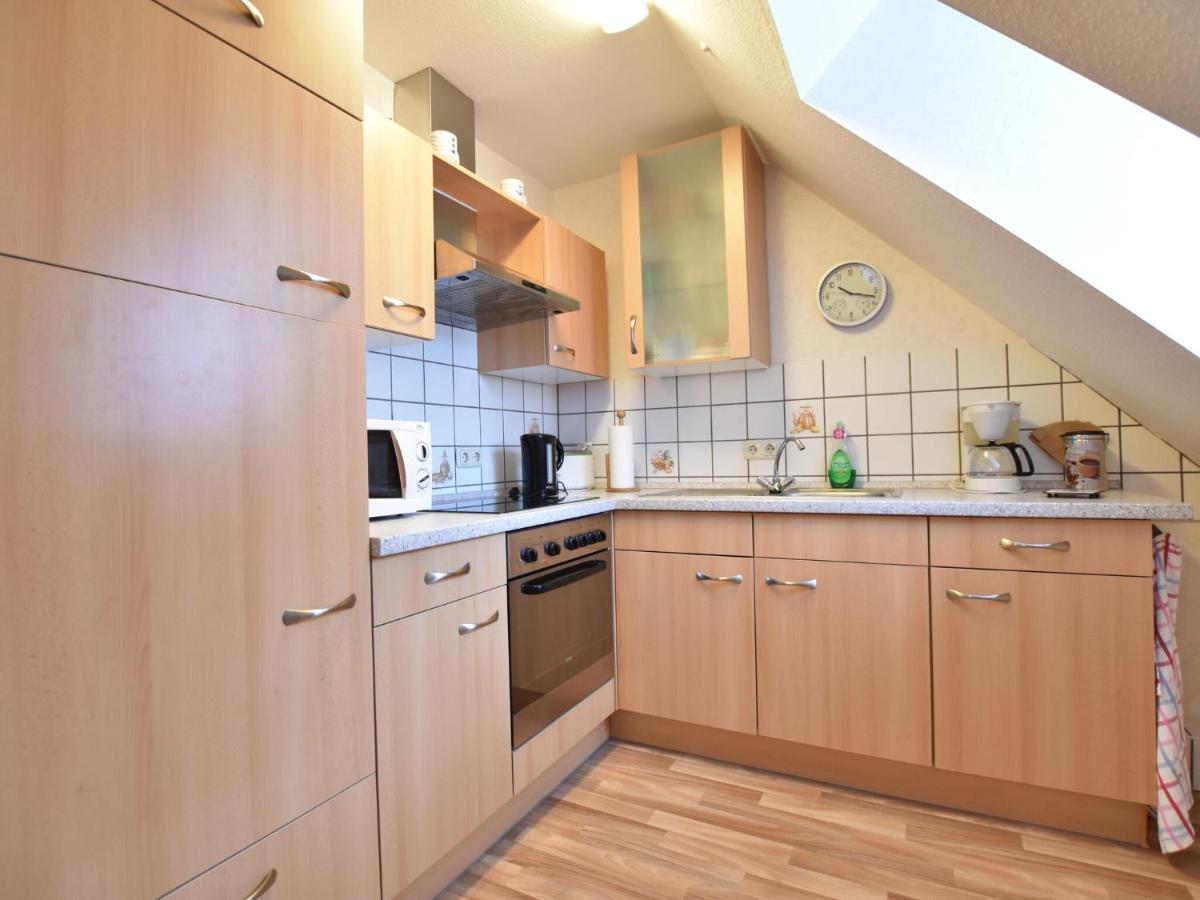 Attractive Apartment In Kluetz Near The Sea Клюц Екстериор снимка